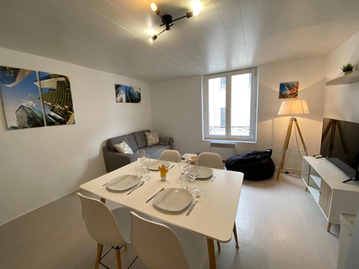 Les Cosy De Nancy - Mister Charles Sous Les Toits, Place Du Marche 4* Exterior foto